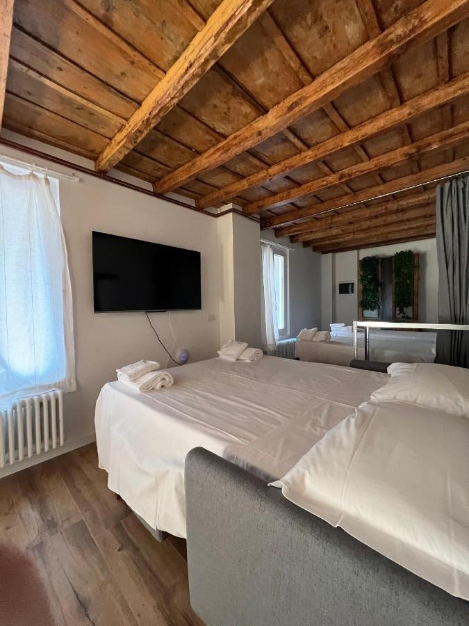 Apartamento Borgovivo Il Tuo Loft In Centro Citta Bérgamo Exterior foto